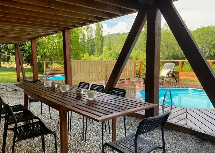 1 Private Pool With Stunning Views!! *